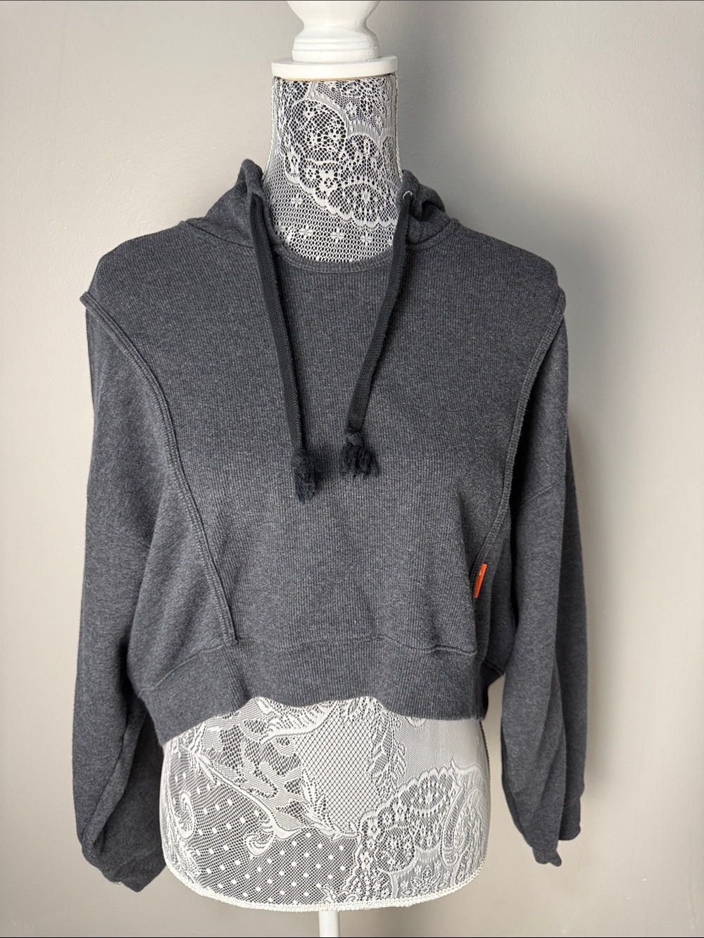 NIKE Women Cropped Hoodie Sweater